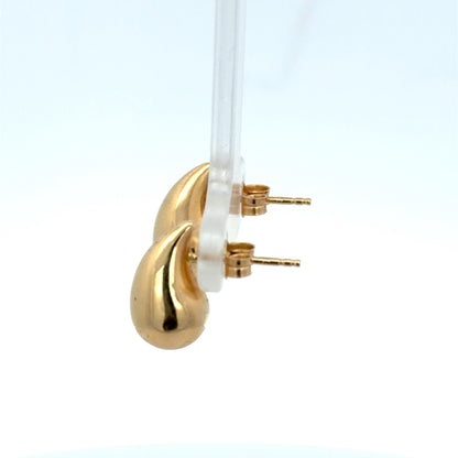 Smooth Teardrop Stud Earrings in Yellow Gold