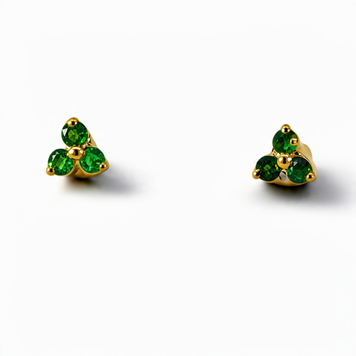 Mini Flowers Emerald Earrings